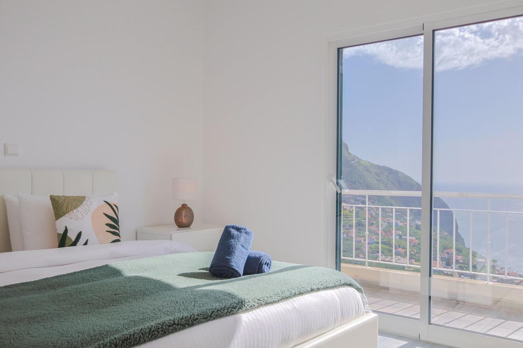 Casa Serena Apartments Arco da Calheta  Exteriör bild